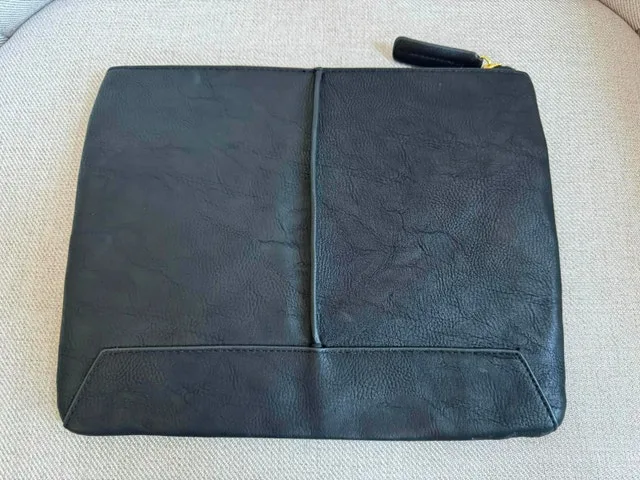 Brand New Black and White Case image indicator(2)