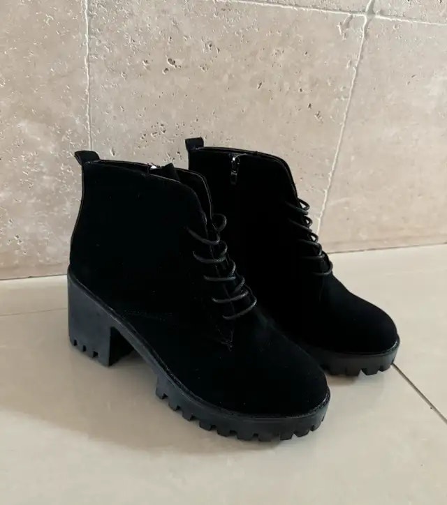 Brand New Black Ankle Boots - photo 2
