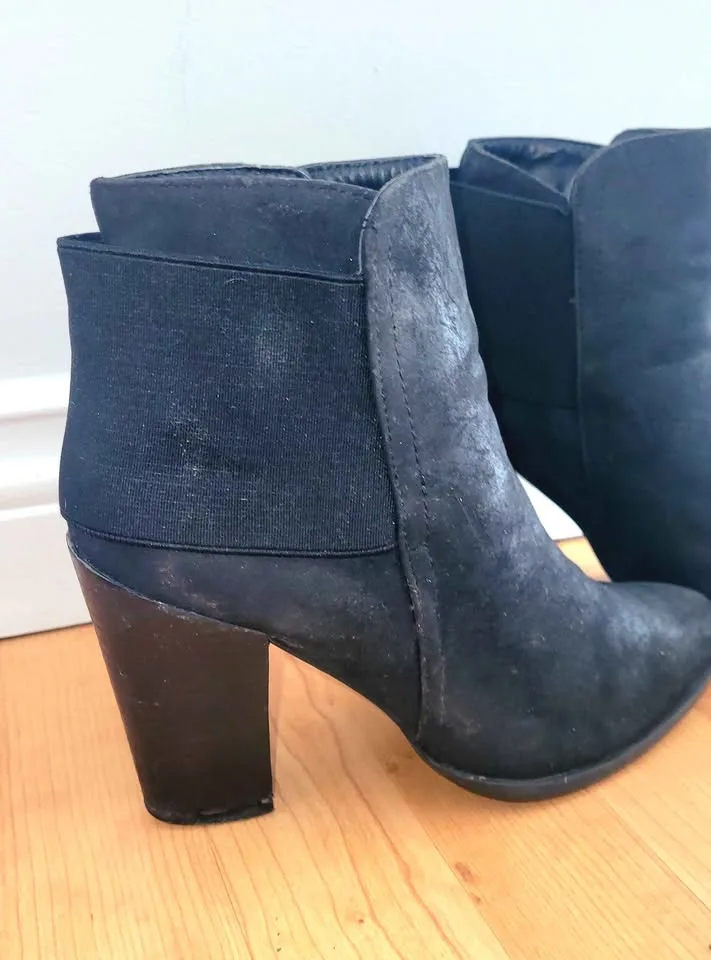 Size 8 Boots image indicator(2)