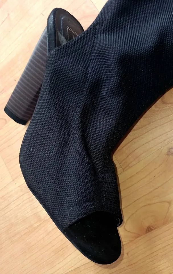 Size 8 Thigh High Peep Toe Boots image indicator(2)