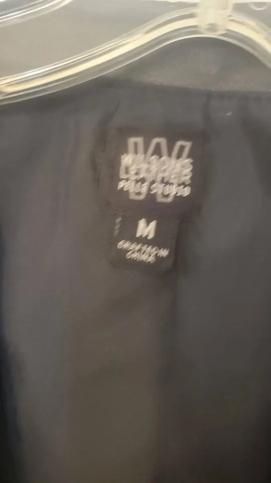 Crisp Black Leather Vest size Medium image indicator(2)