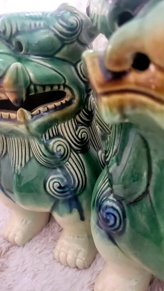 Vintage antique Chinese Asian ceramic Fu Foo Good Luck green dog image indicator(10)