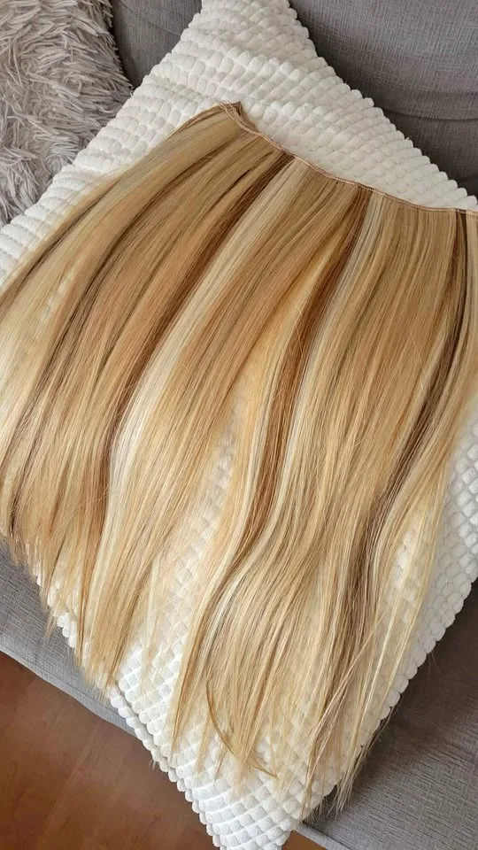 Hair extensions (2 full wefts/ To be cut and installed)