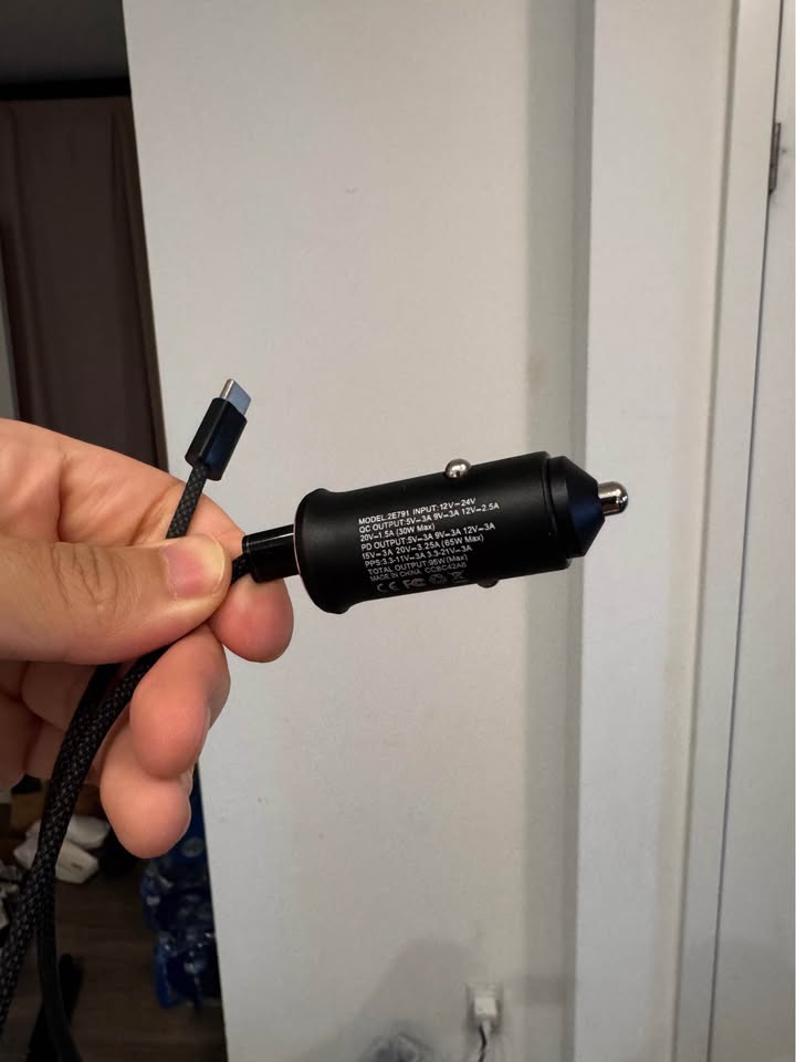 Car cigarette igniter power port - photo 2