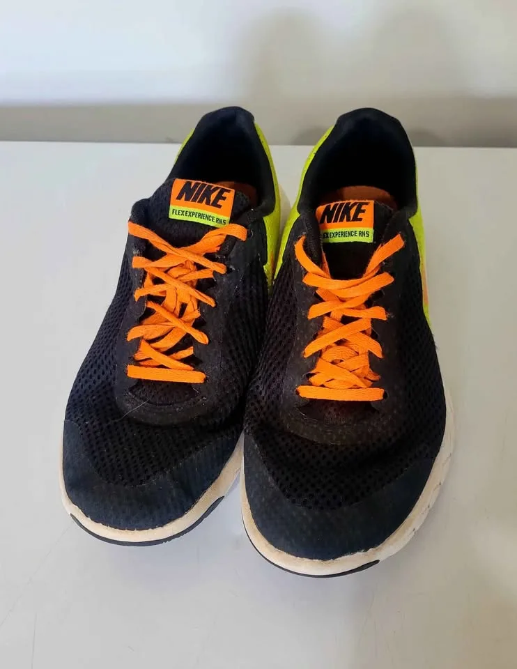 Boys Nike Flex Experience RN5 Shoe Size 4Y image indicator(3)