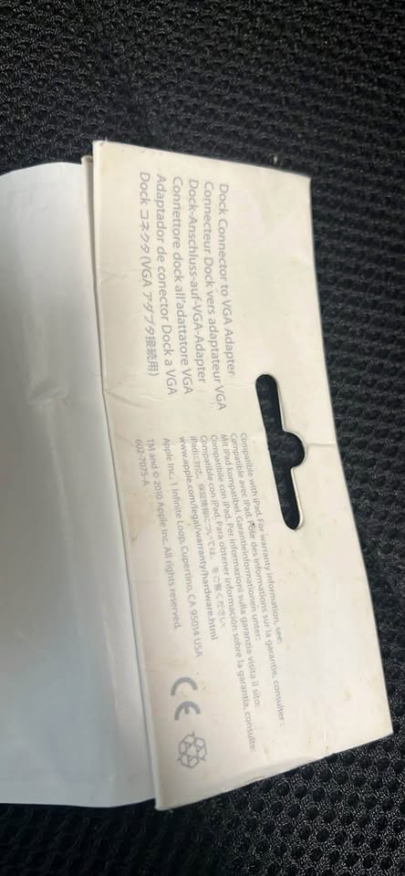 iPad Dock Connector to VGA Adapter - photo 4