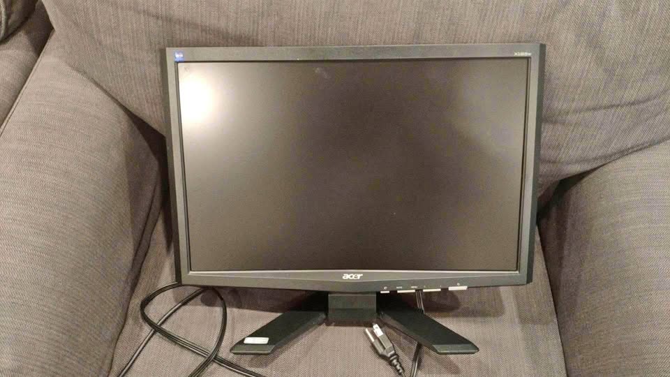 Acer X193W Cb 19" Widescreen LCD Computer Display