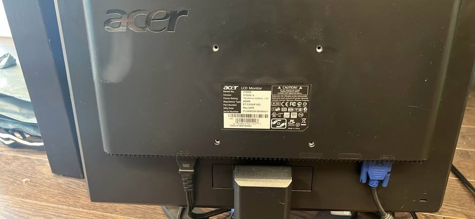 Acer X193W Cb 19" Widescreen LCD Computer Display - photo 2