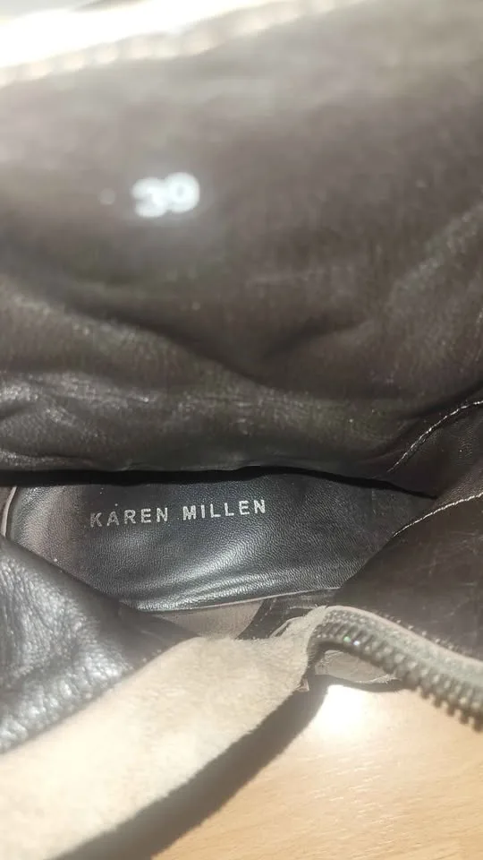 Studded Real Leather Boots Size 8 image indicator(2)