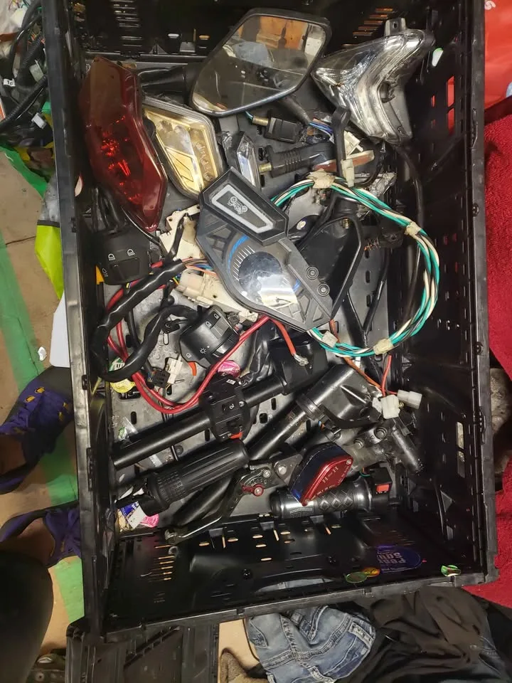 Moving sale image indicator(9)