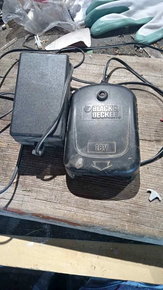 18V Black&Decker Battery Charger