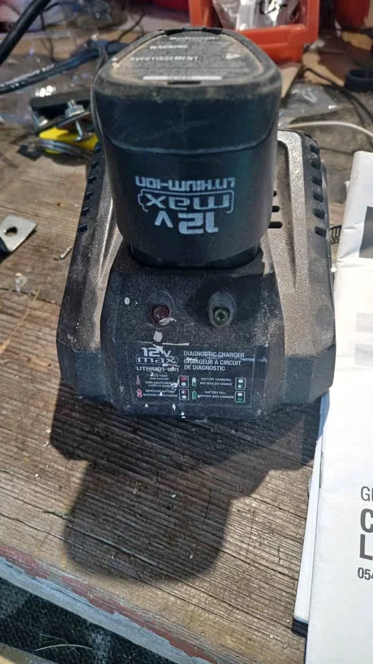 Battery Charger Mastercraft