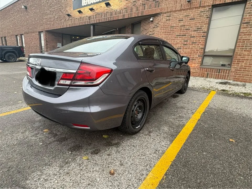 2015 Honda Civic image indicator(2)