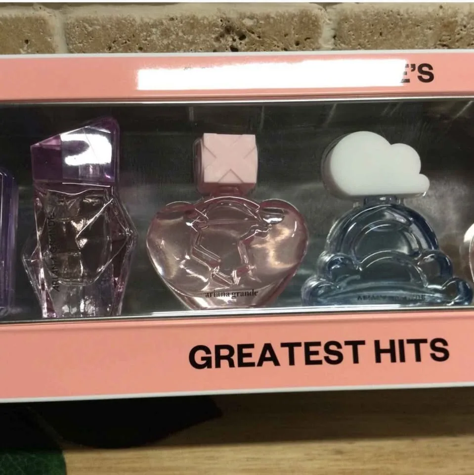 New Ariana Grande Greatest Hits Mini Coffret Set image indicator(3)