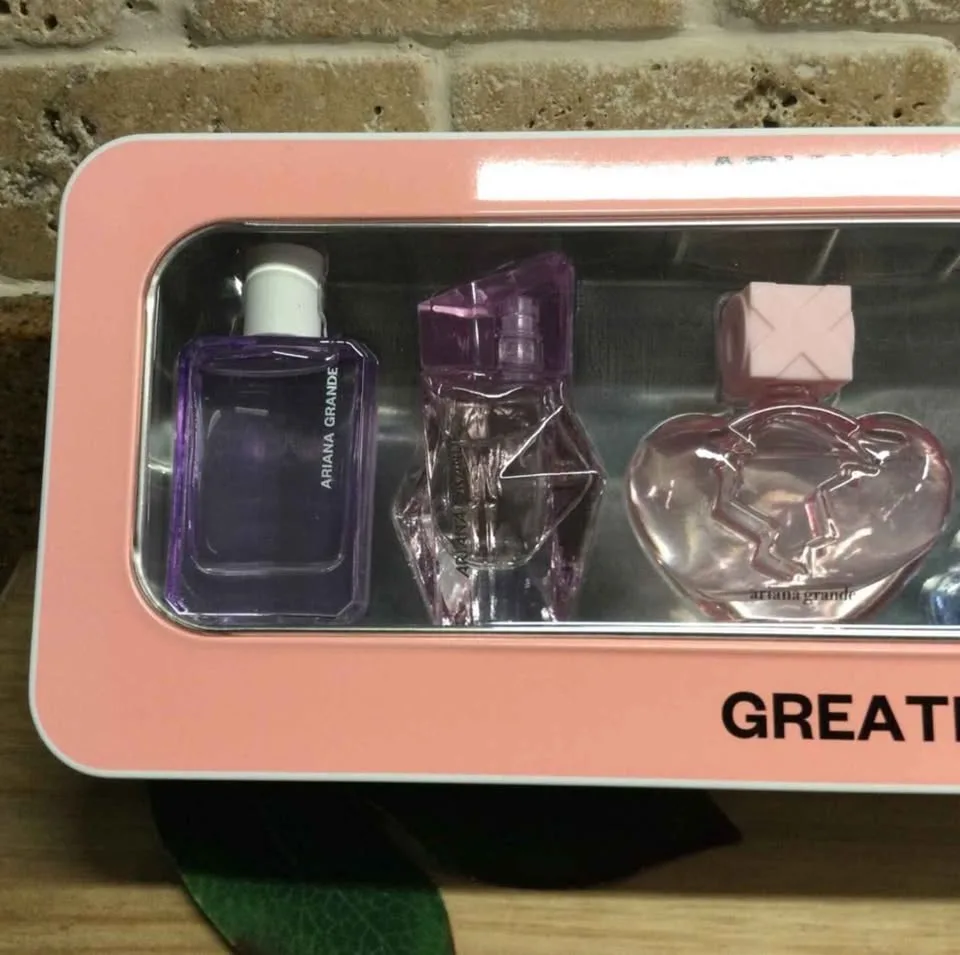 New Ariana Grande Greatest Hits Mini Coffret Set image indicator(4)