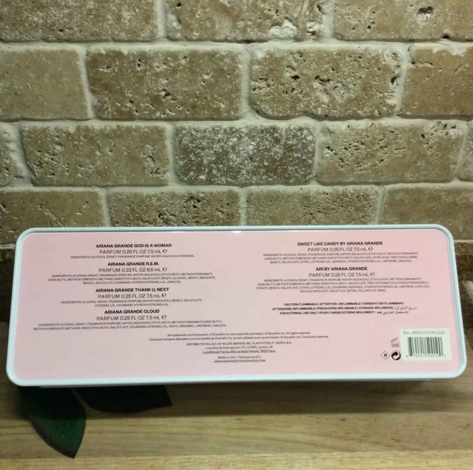 New Ariana Grande Greatest Hits Mini Coffret Set image indicator(5)