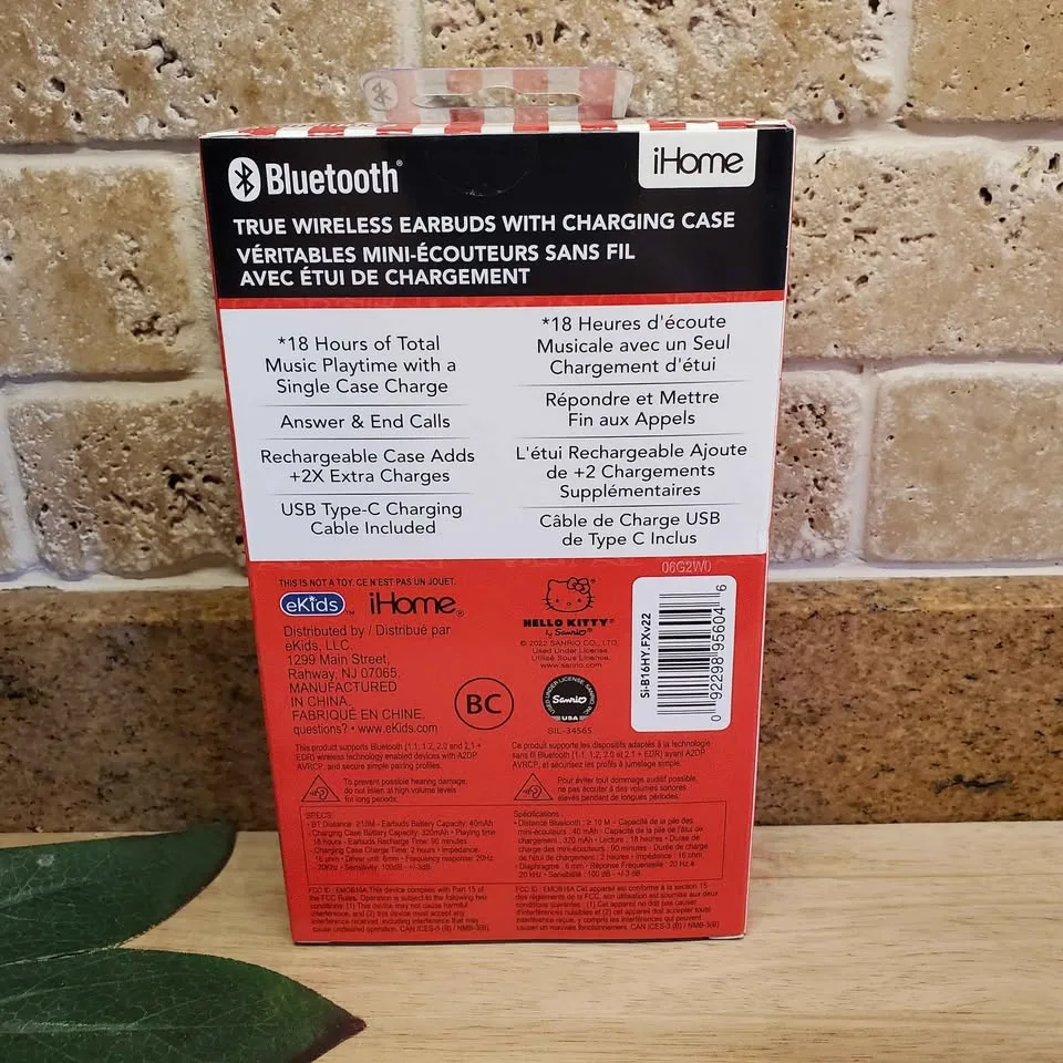 BNIB Hello Kitty Earbuds with Charging Case image indicator(2)