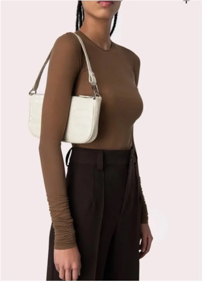 Croco Embossed leather should bag image indicator(3)