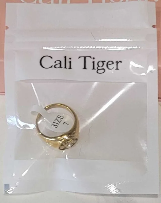 Cali Tiger Box Collection image indicator(5)