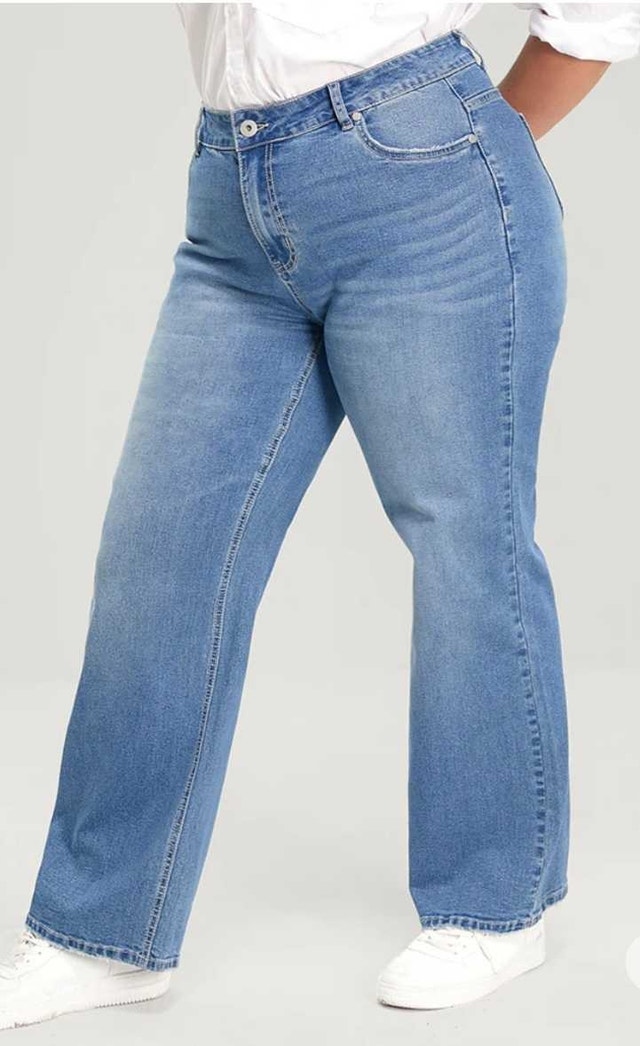 Bloomchic women relaxed fit jeans, size 18 - photo 3