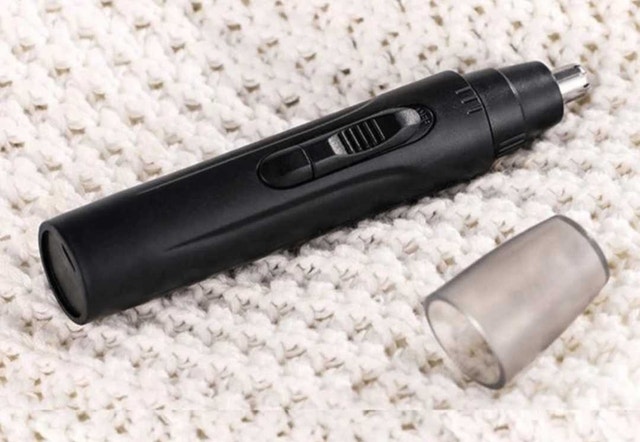 NOSE & EAR HAIR TRIMMER - photo 4