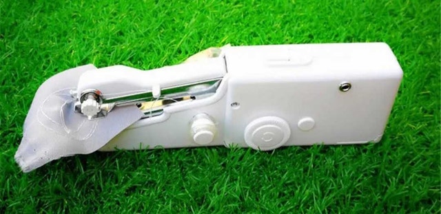 AS SEEN ON TV HANDY STITCH HANDHELD SEWING MACHINE - photo 4