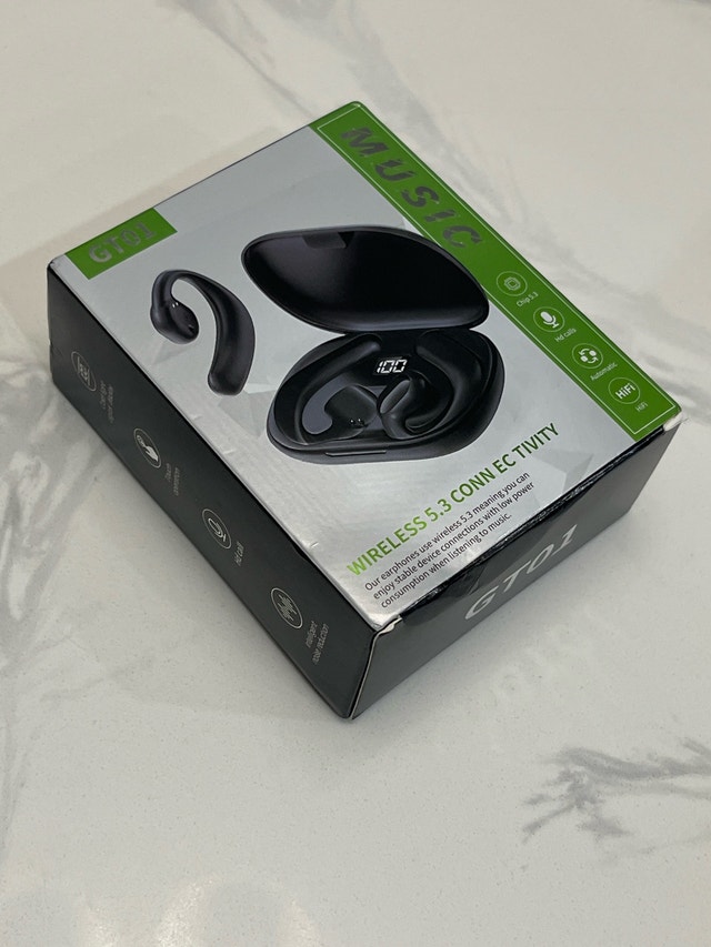 GT01 Wireless Earbuds