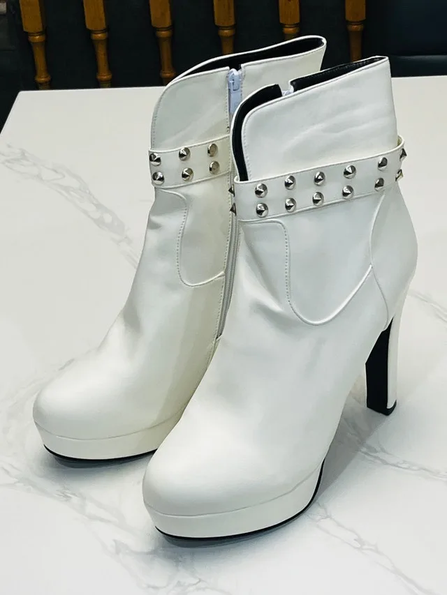 Ankle Boots- Block high Heels! Size 15 image indicator(2)