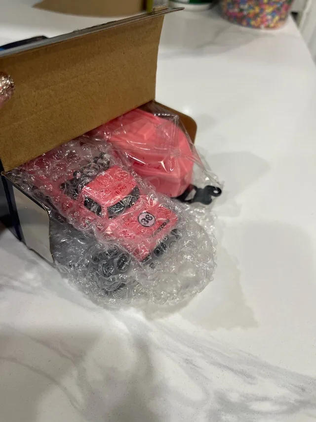 R/C Alloy Model Truck/Trailer set! image indicator(3)