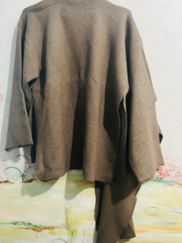 Cape Sweater! Size S - photo 5