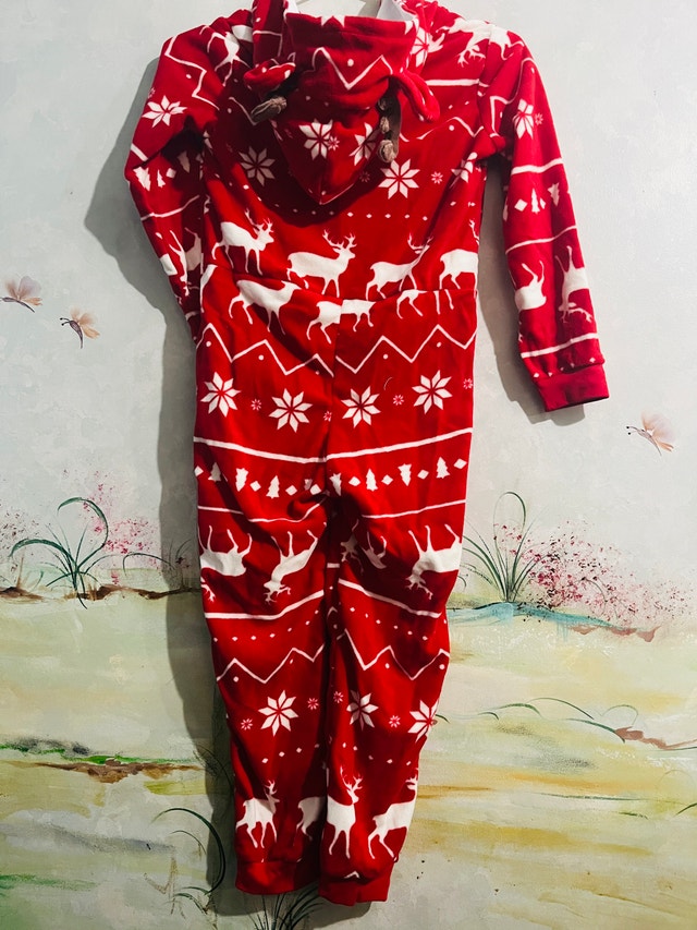 Reindeer Jumpsuit! 6-8 years - photo 4