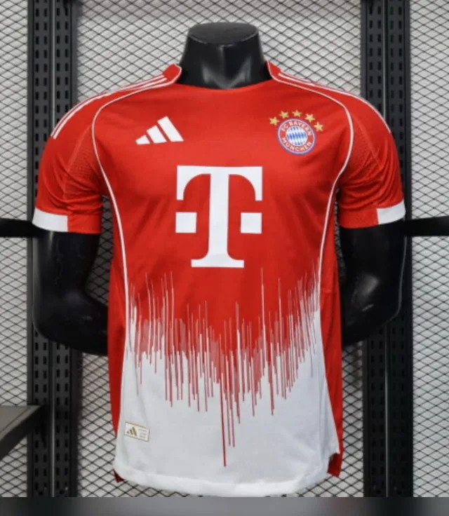 Adidas Bayern Munchen Jersey thumbnail