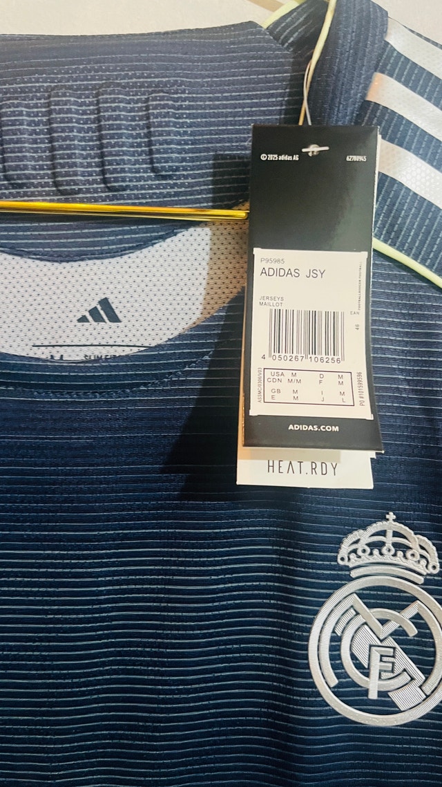 Adidas Real Madrid Jersey-Size M (Rodrygo) - photo 3