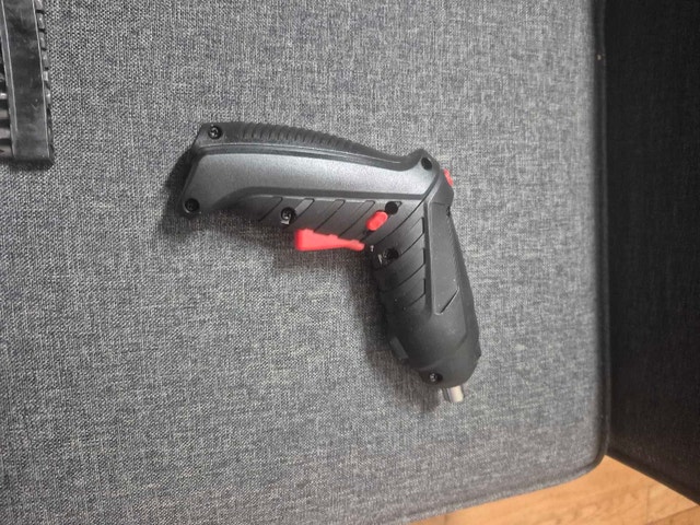 Cordless Screwdriver - photo 3