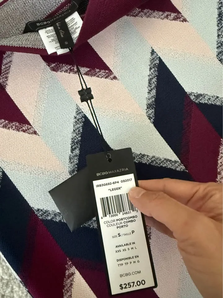 New*BCBGMAXAZRIA Leger Knit Sweater Skirt image indicator(5)