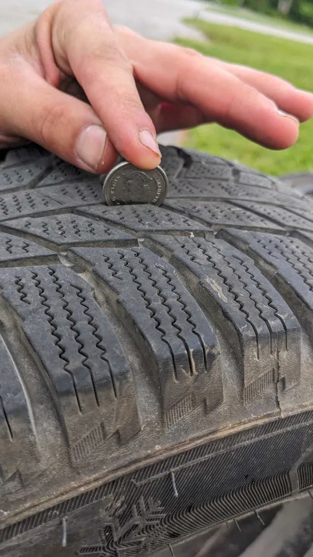 195/65/R15 SNOW TIRES with rims! image indicator(8)