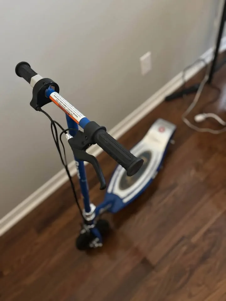 Razor Power Core E175 Electric Scooter image indicator(3)