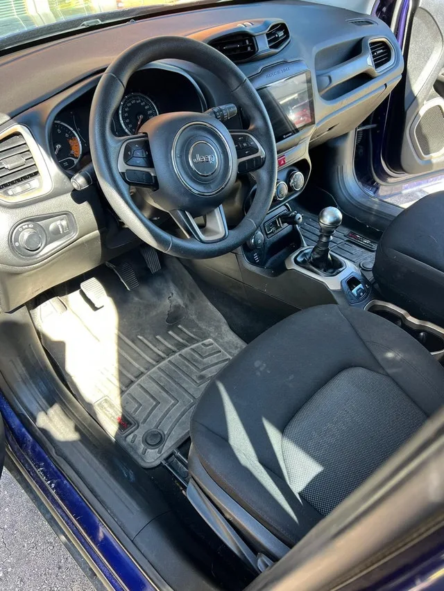 2016 Jeep Renegade image indicator(8)