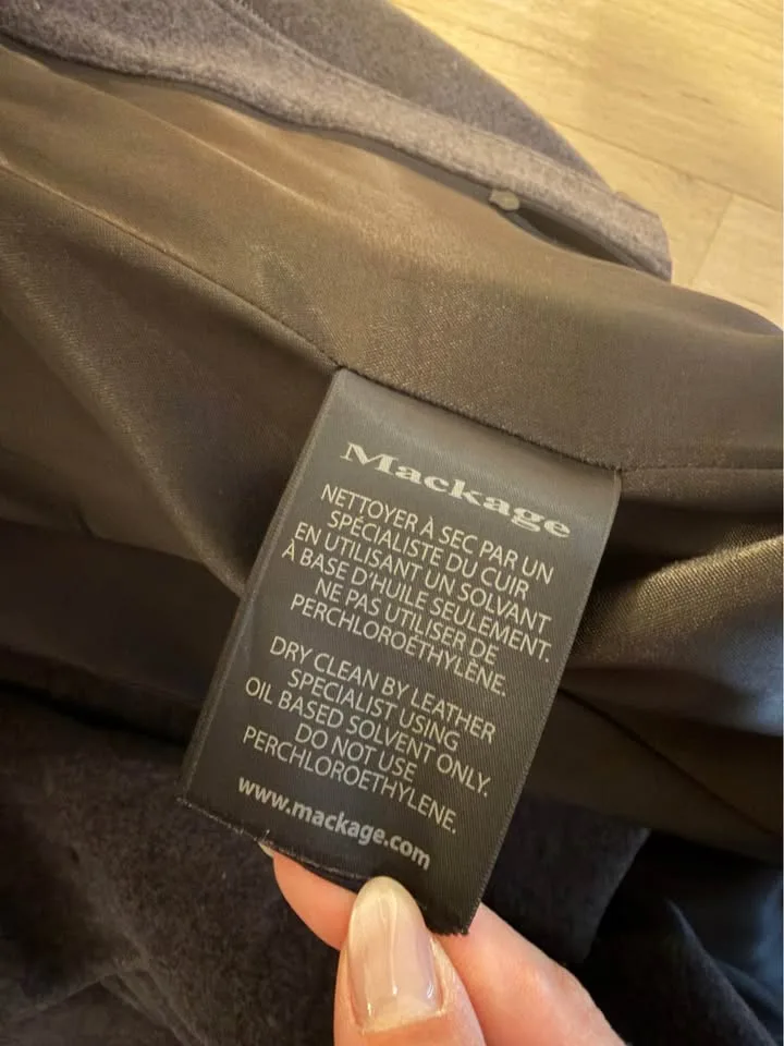 Mackage Cashmere/Wool Fur Coat XXS image indicator(4)