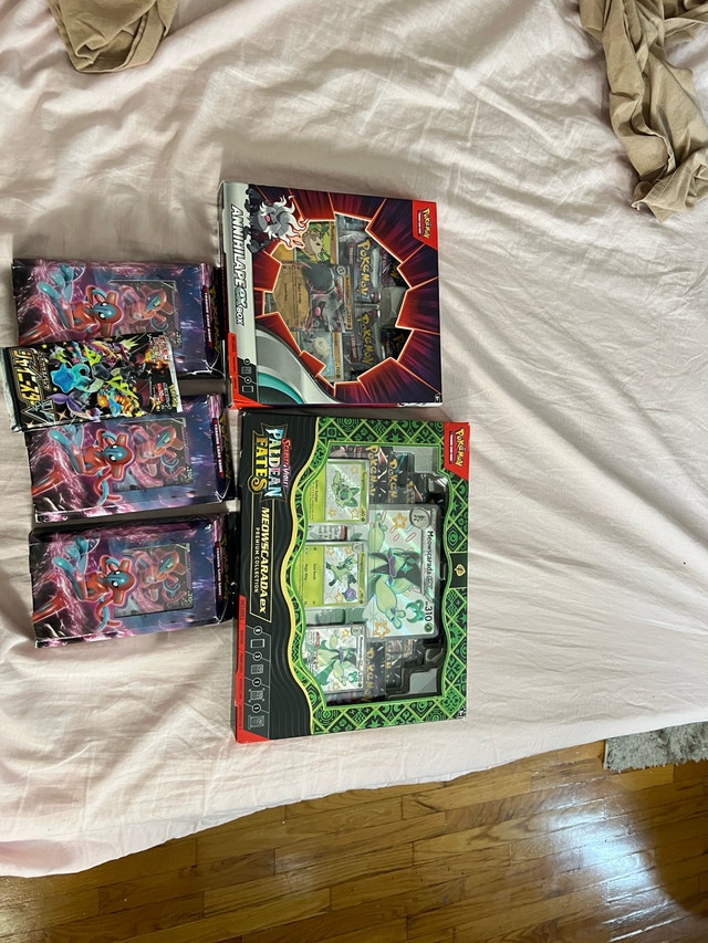 Pokemon cards collection and some one piece - photo 2