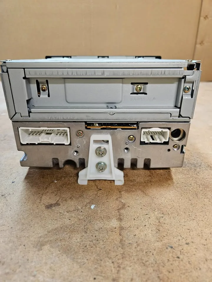 Eincar Multimedia Car Entertainment System - YGFM031253 image indicator(6)