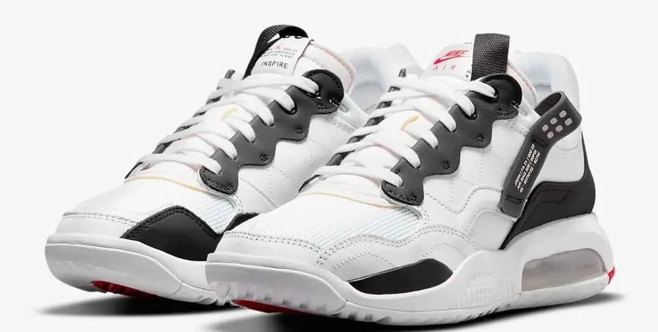 Jordan m2 NWT size 8 men image indicator(3)