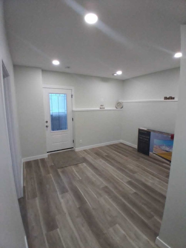 2 Bedroom Legal Basement - new and with storage space. - photo 2