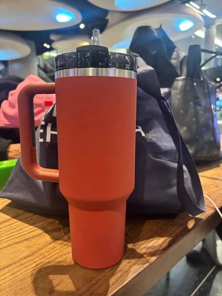 Stanley Cup 40oz image indicator(2)