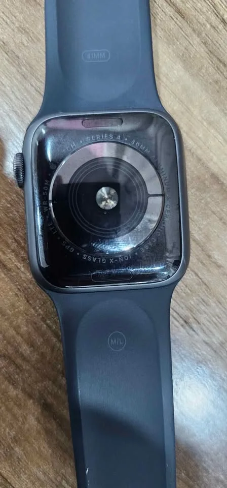 Apple watch series 4 40mm LTE image indicator(4)