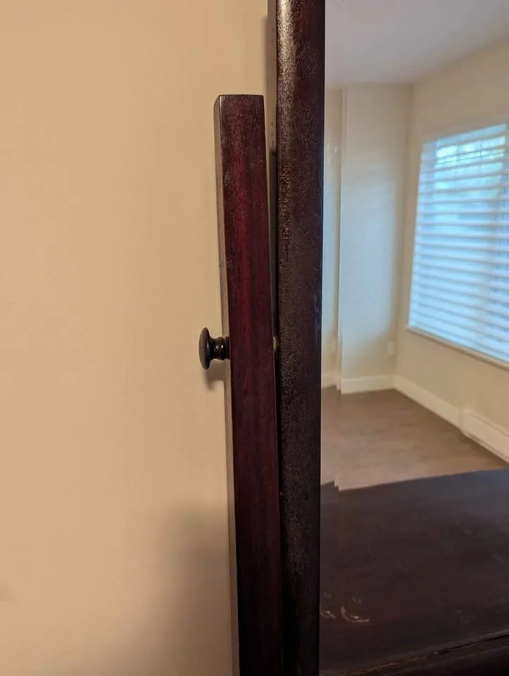 Antique Dresser made by The Hespeler Furniture Company Ontario image indicator(4)