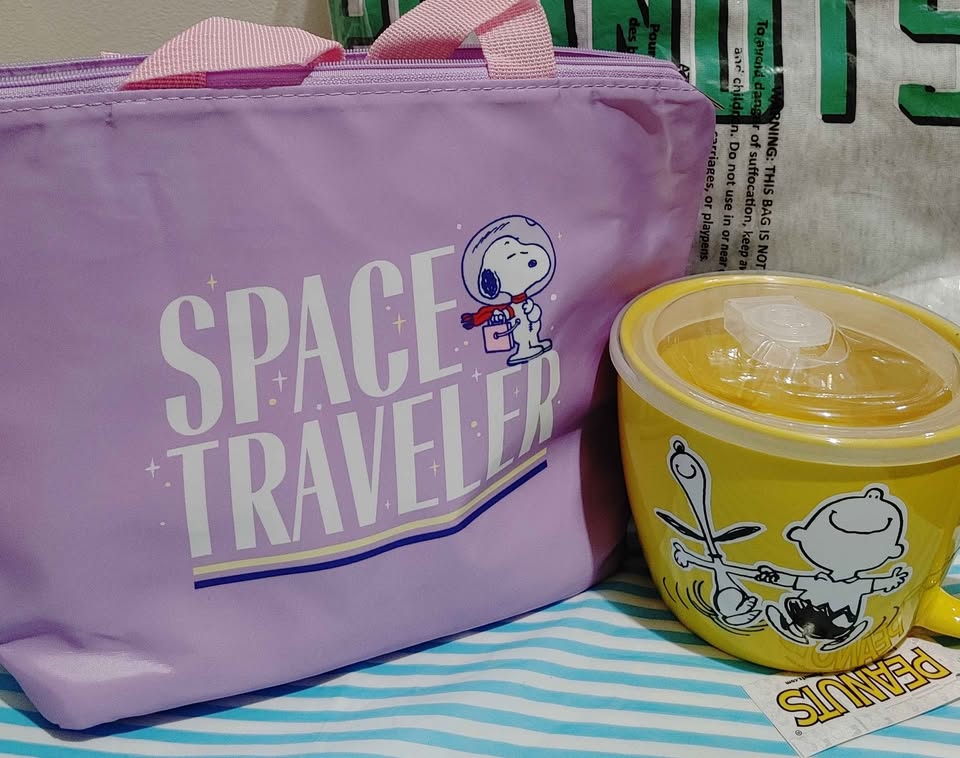 Peanuts Snoopy Lunch Set - Miniso Insulated Bag + Microwavable C