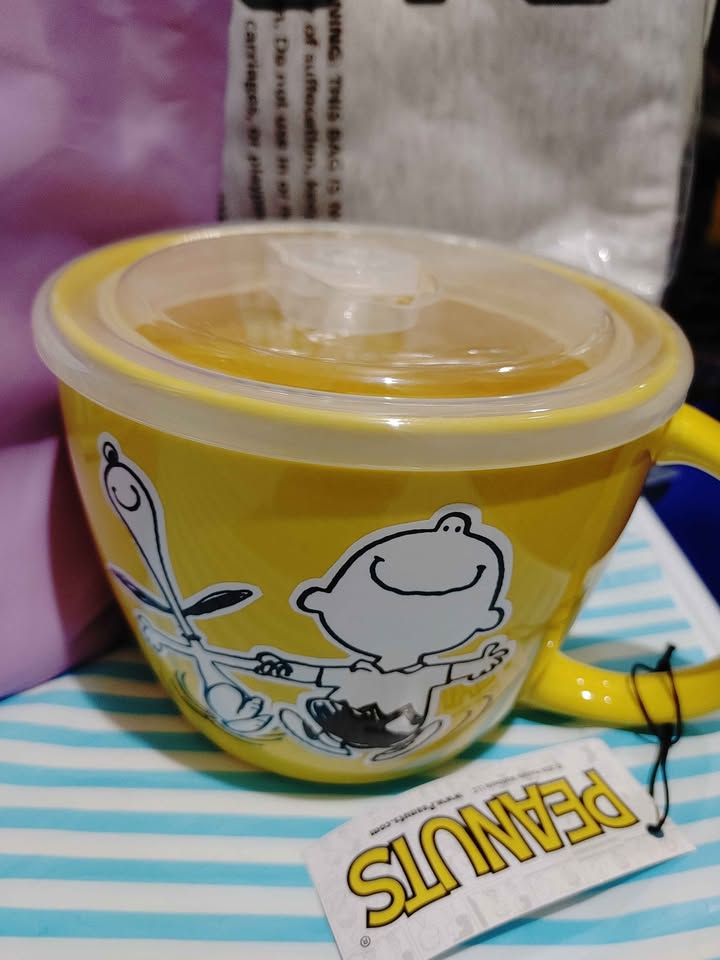 Peanuts Snoopy Lunch Set - Miniso Insulated Bag + Microwavable C - photo 2