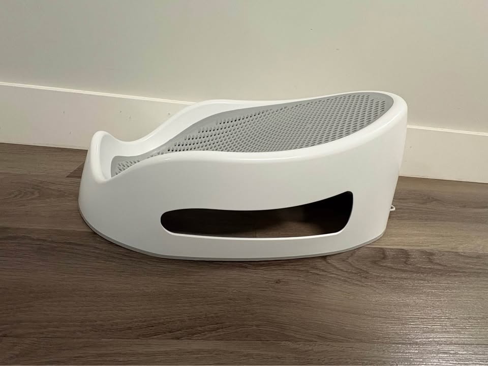 Angelcare Baby Bath Support – Grey (Gently Used) - photo 5