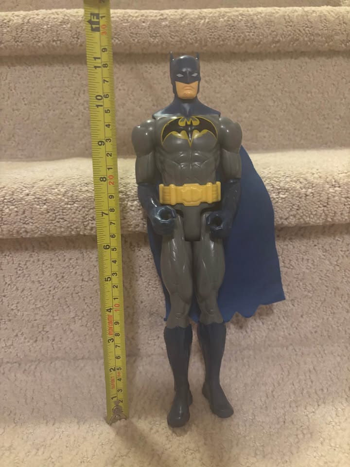 Batman figure - photo 5
